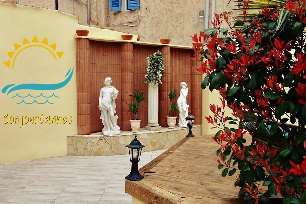 Studio Suquet 1 Cannes